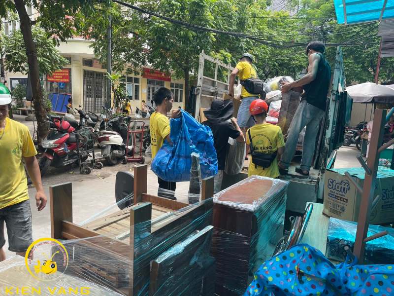 Dịch vụ chuyển nhà trọn gói tại Vincom Bà Triệu.